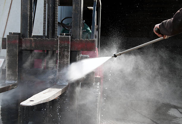 Best Deck Pressure Washing  in Boiling Spring Lakes, NC
